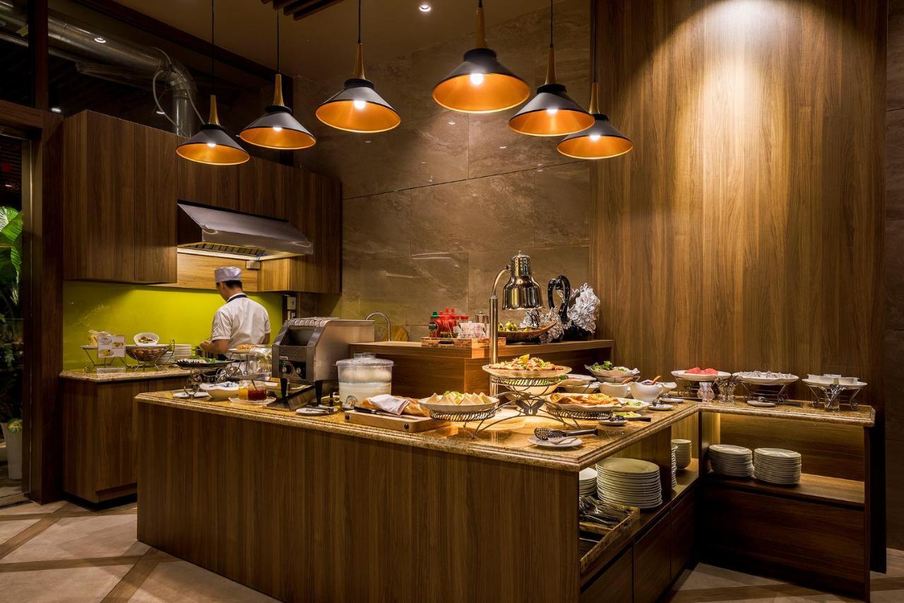 Sunflower Luxury Khách sạn TP. Hồ Chí Minh