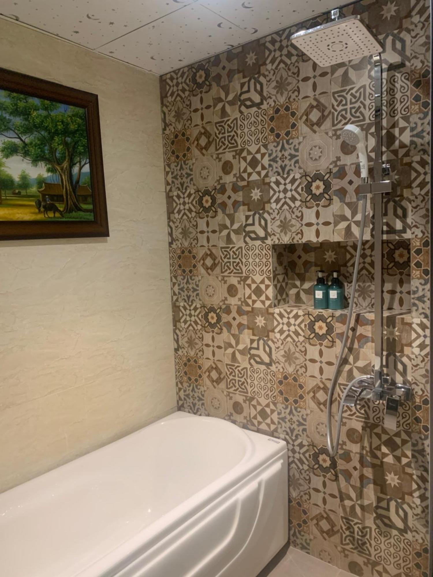 Sunflower Luxury Khách sạn 4*