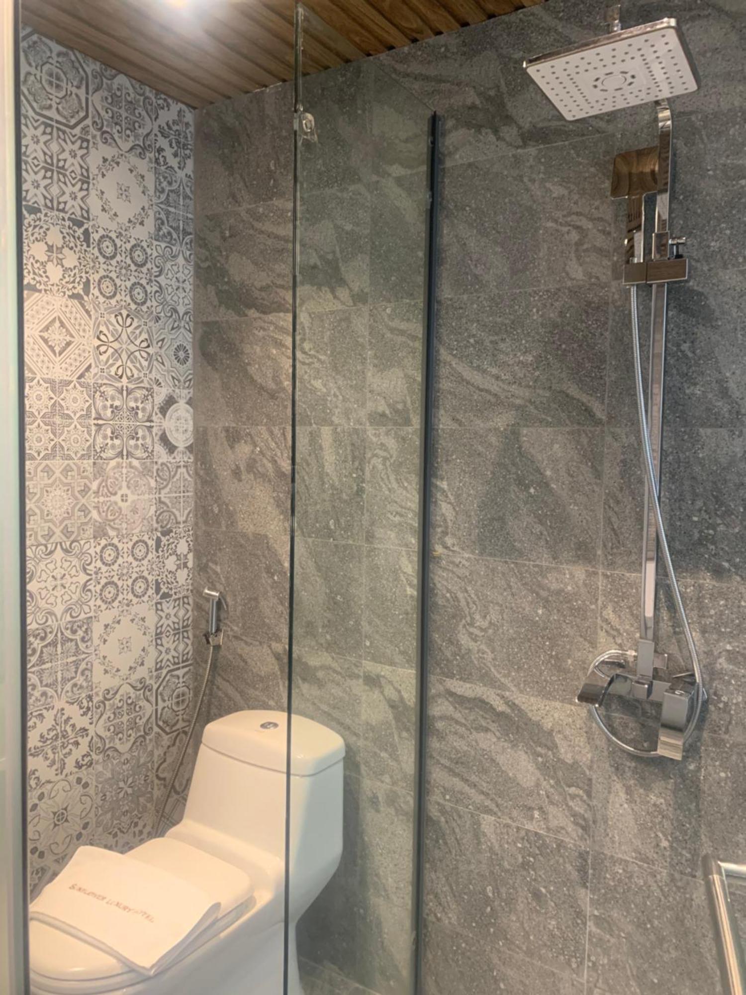 Khách sạn Sunflower Luxury TP. Hồ Chí Minh