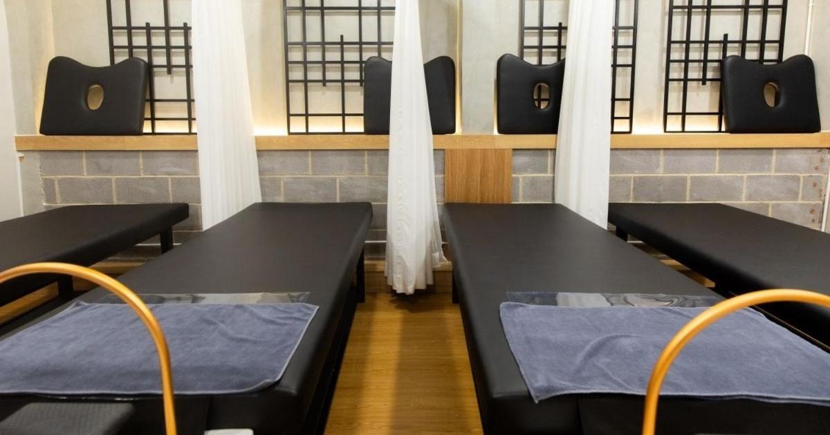 Sunflower Luxury Khách sạn TP. Hồ Chí Minh